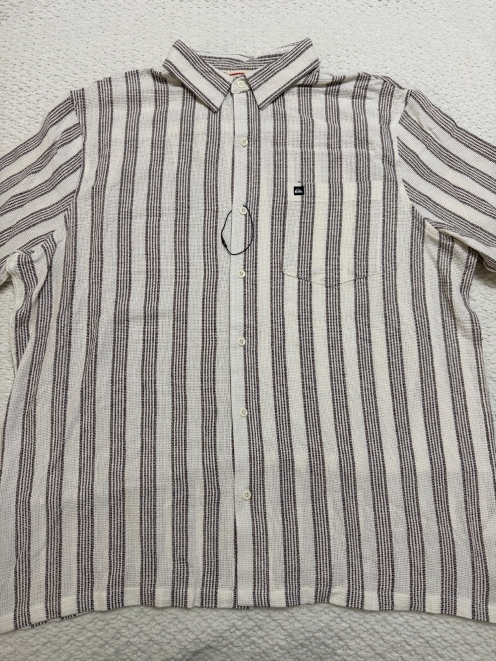 Quiksilver Striped Short Sleeve Button Up White Shirt Men’s Size XL
